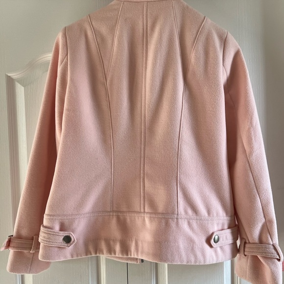 Pretty in Pink! - Picture 2 of 8